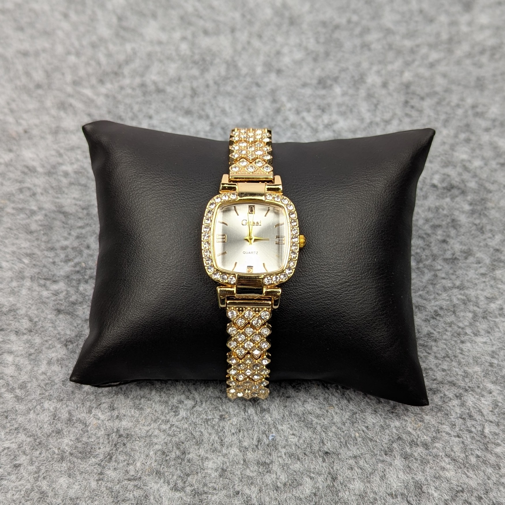 Ladies Quartz Watch