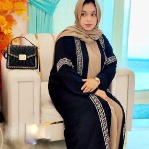 Dubai Stylish Abaya – Modern Modest Wear for Women