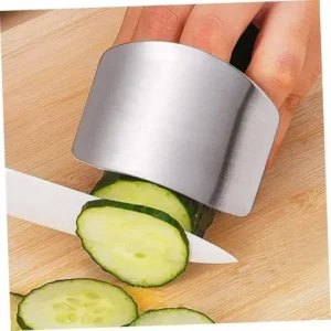 Stainless Steel Finger Protector – Safe Cutting Guard for Kitchen Use