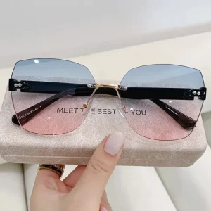 Women’s Square Sunglasses UV400 with Tawny Lenses